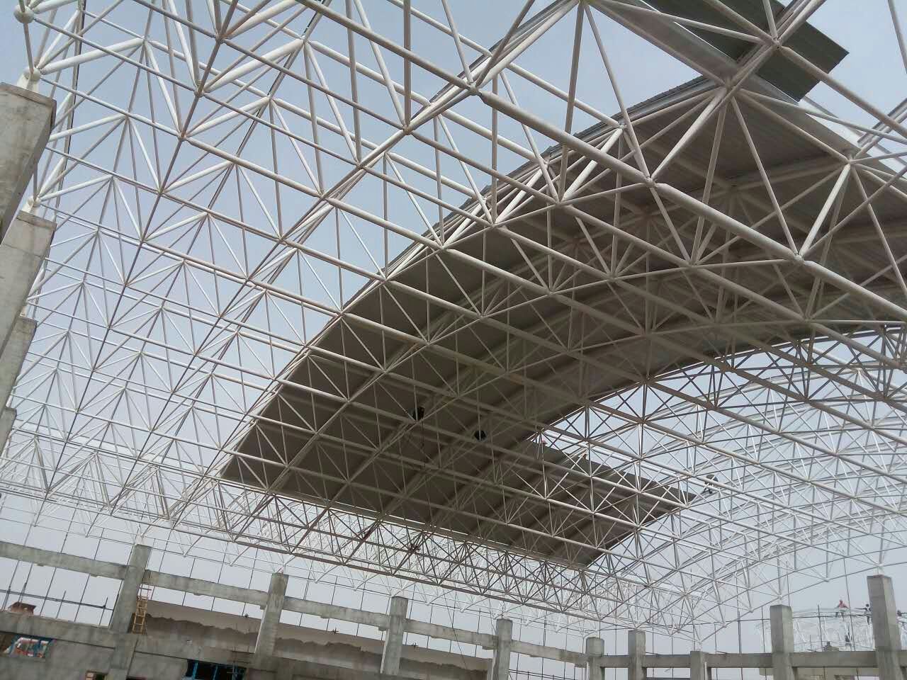 定州青岛一汽网架